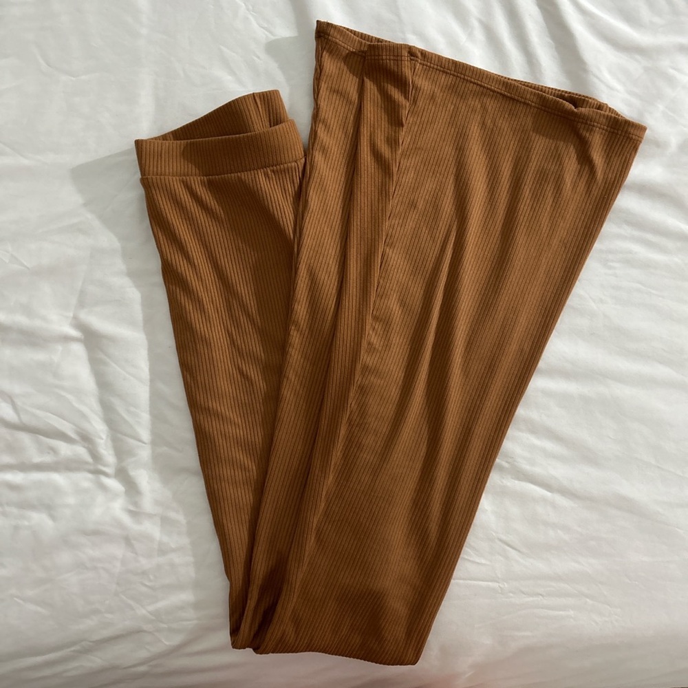 Tillys Ribbed Flare Pants - Picture 3 of 5